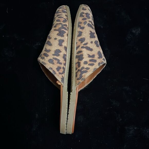 Billabong Leopard Print Slip-On Shoes - Picture 5 of 8